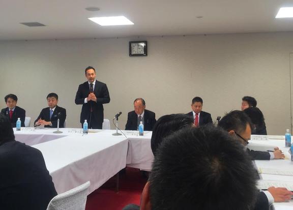 西沢青年局長、丸山青年局次長が中央常任委員として出席